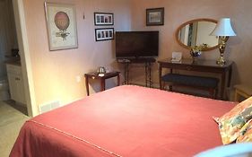 Cedar Heights 4*